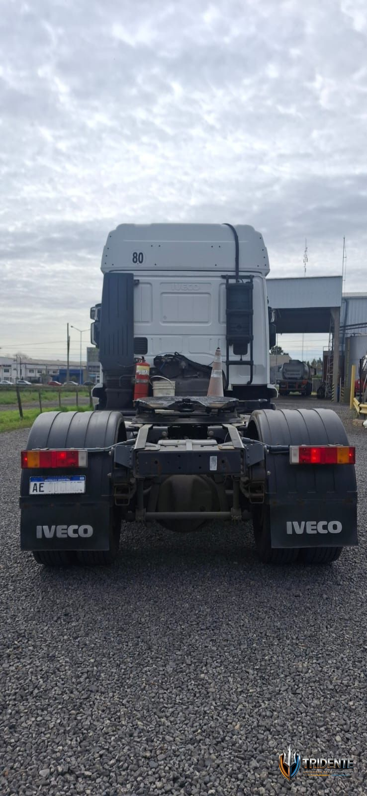 Iveco 360 2021 — Camión usado, foto 4