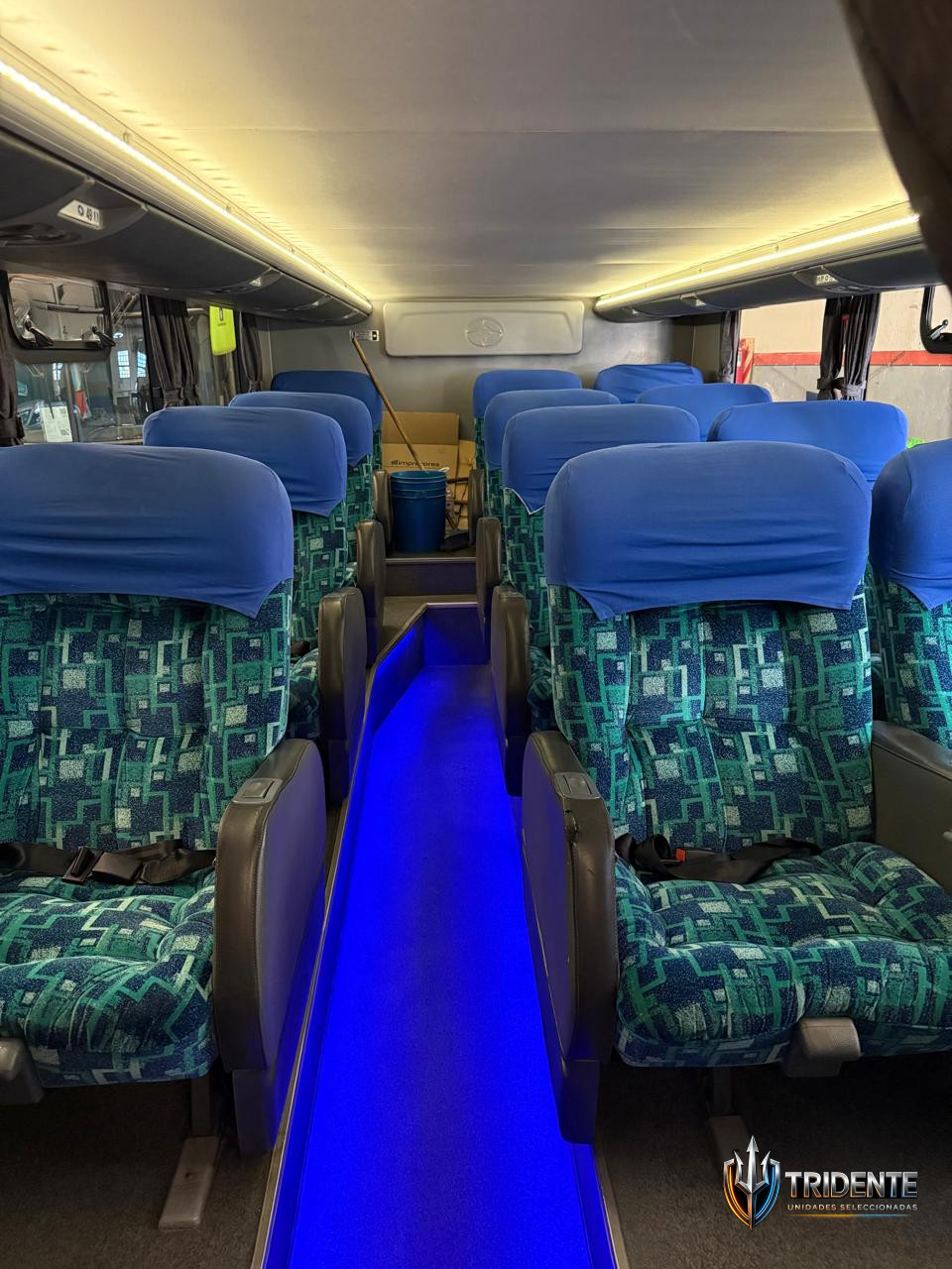 Volvo B450R 2016 — Colectivo usado, foto 13
