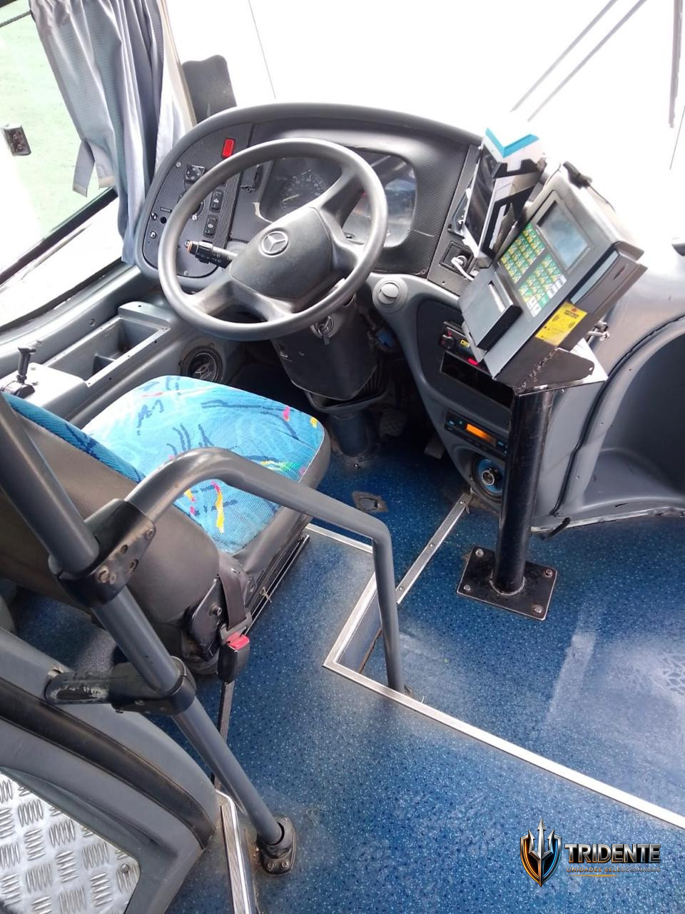 Mercedes-Benz OM 906 2016 — Colectivo usado, foto 2