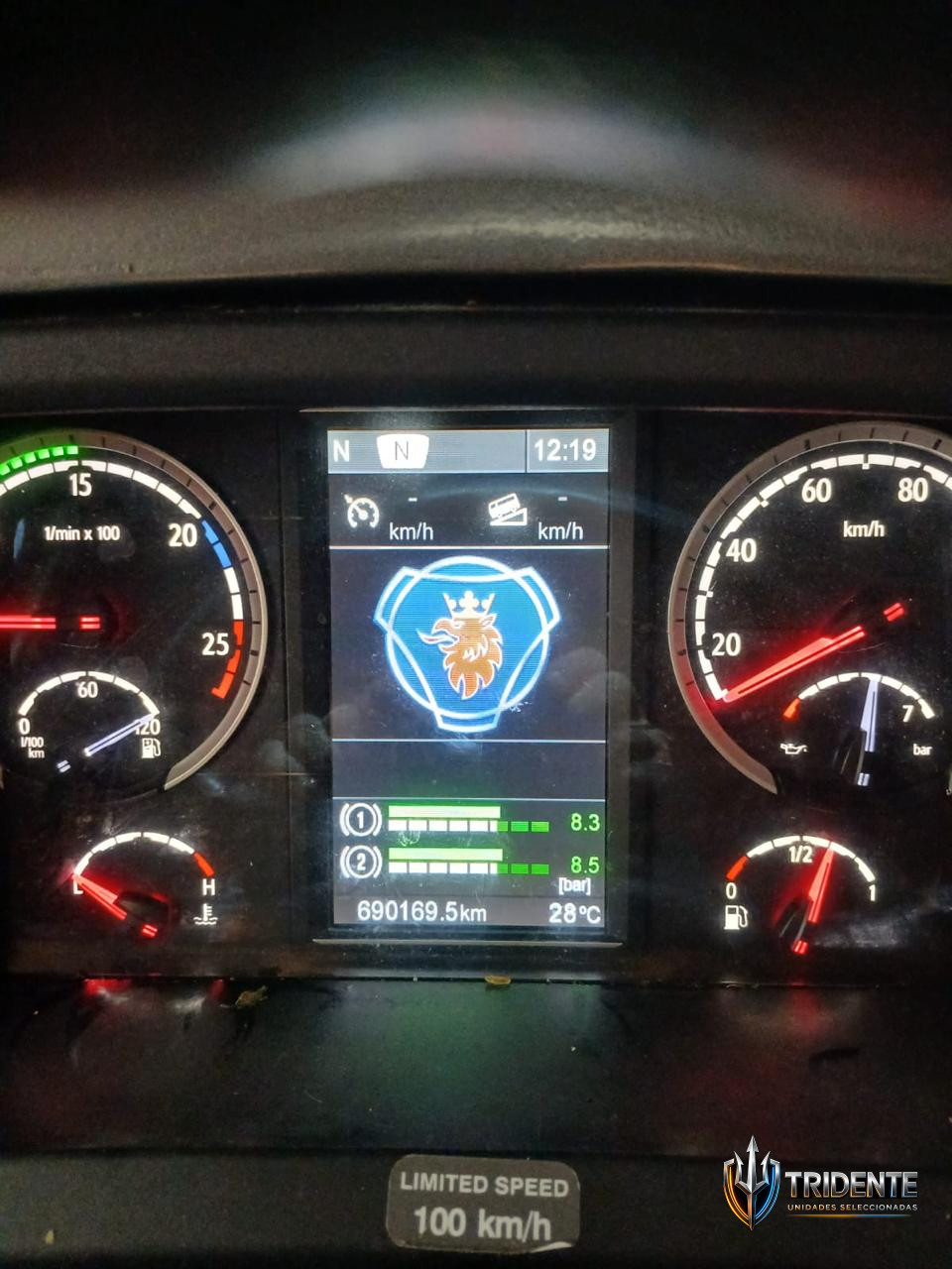 Scania K400 2017 — Colectivo usado, foto 6