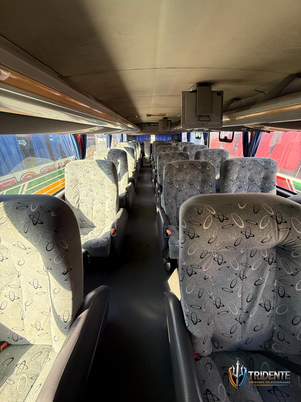 Scania K380 2013 — Colectivo usado, foto 23