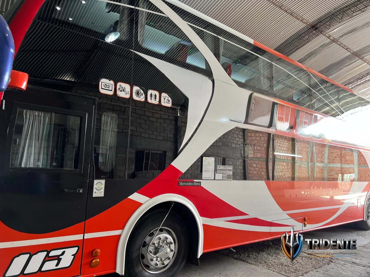 Mercedes-Benz O500 2015 — Colectivo usado, foto 2