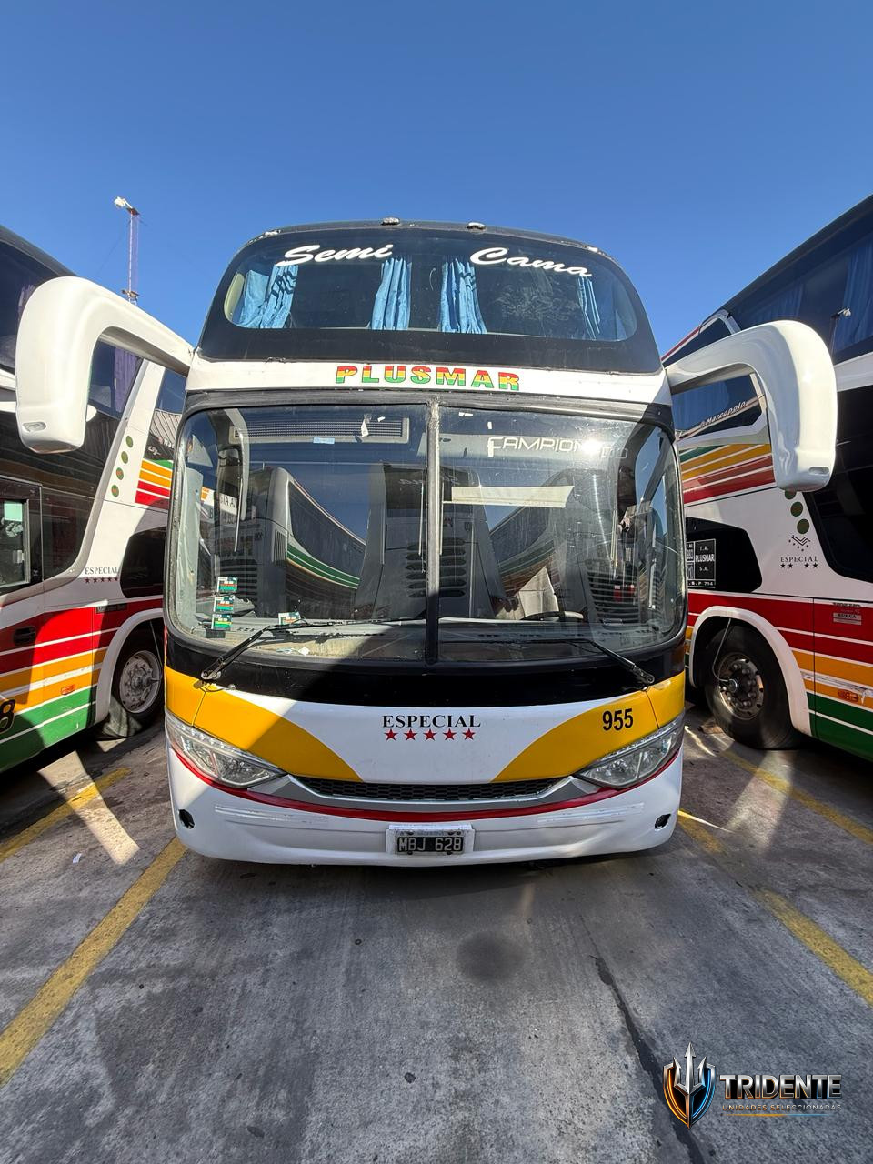 Scania K380 2014 — Colectivo usado, foto 2