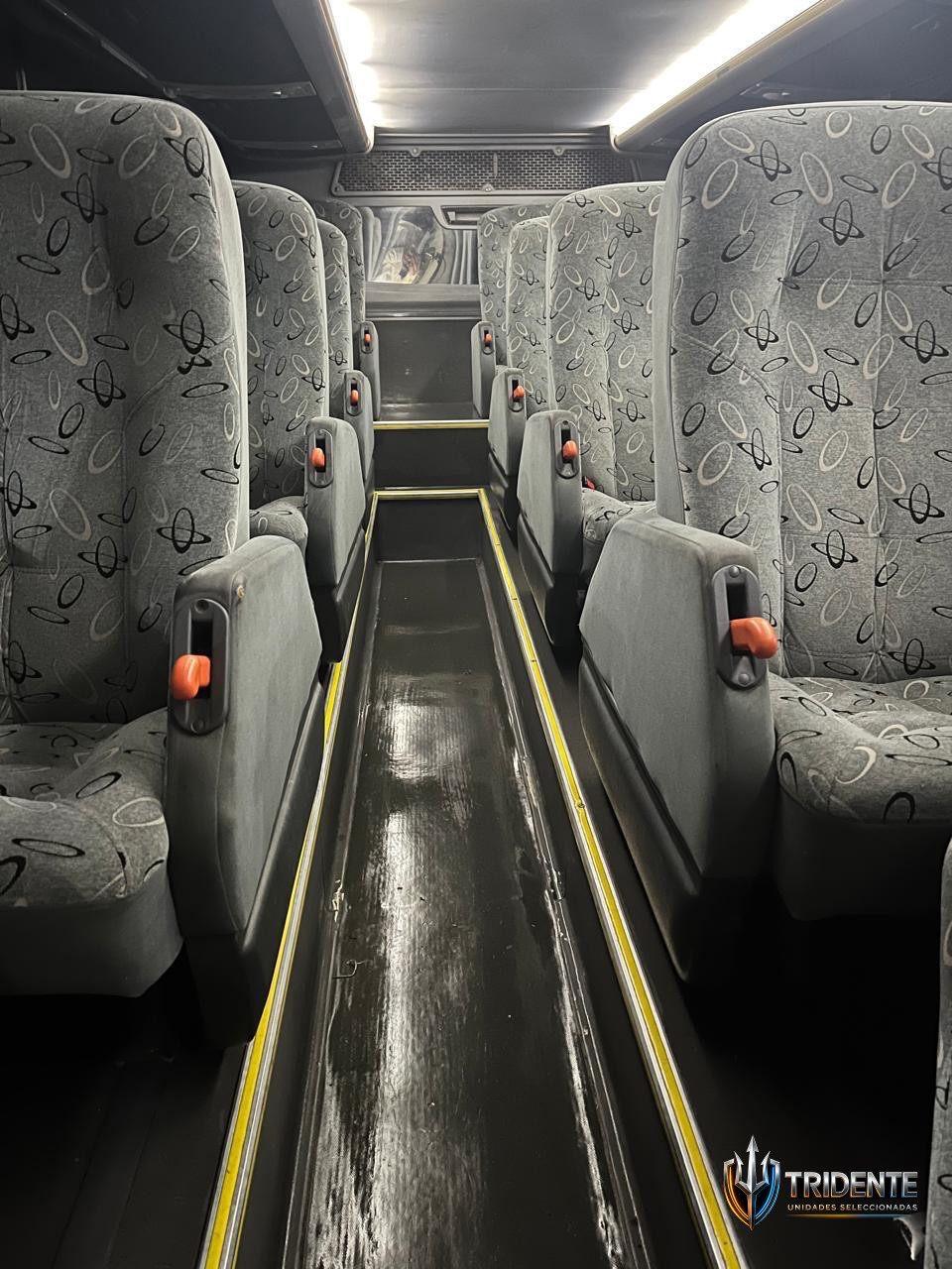 Mercedes-Benz O500 2014 — Colectivo usado, foto 6