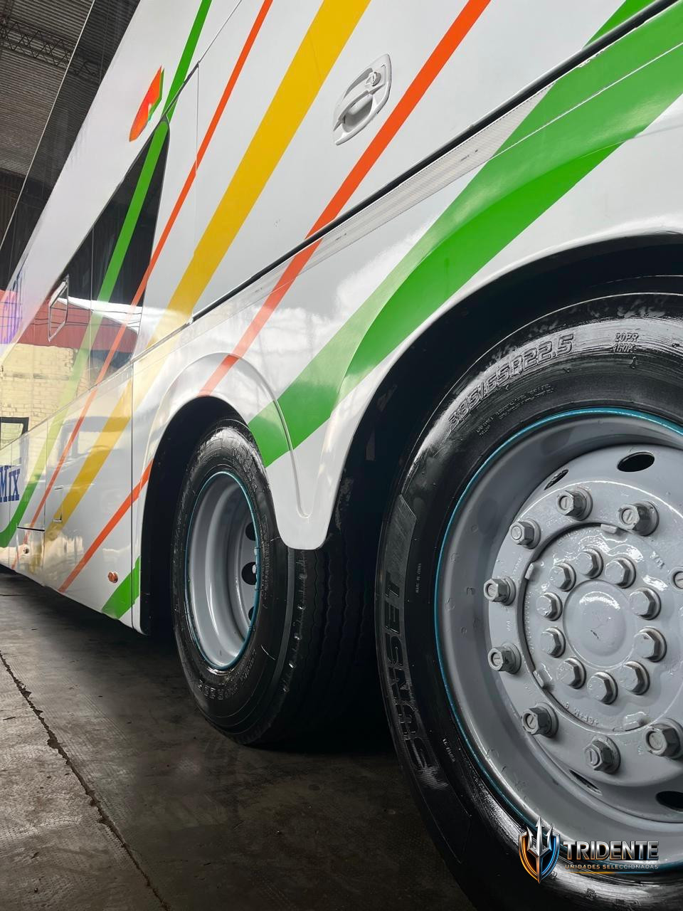 Mercedes-Benz O500 2014 — Colectivo usado, foto 4