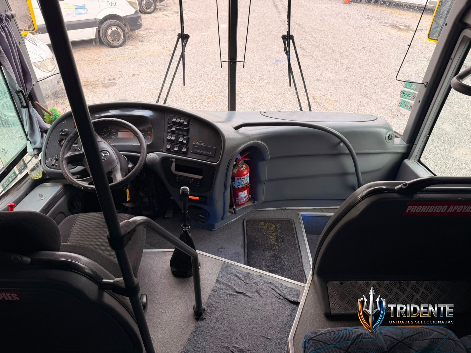 Mercedes-Benz OH1518 2014 — Colectivo usado, foto 8