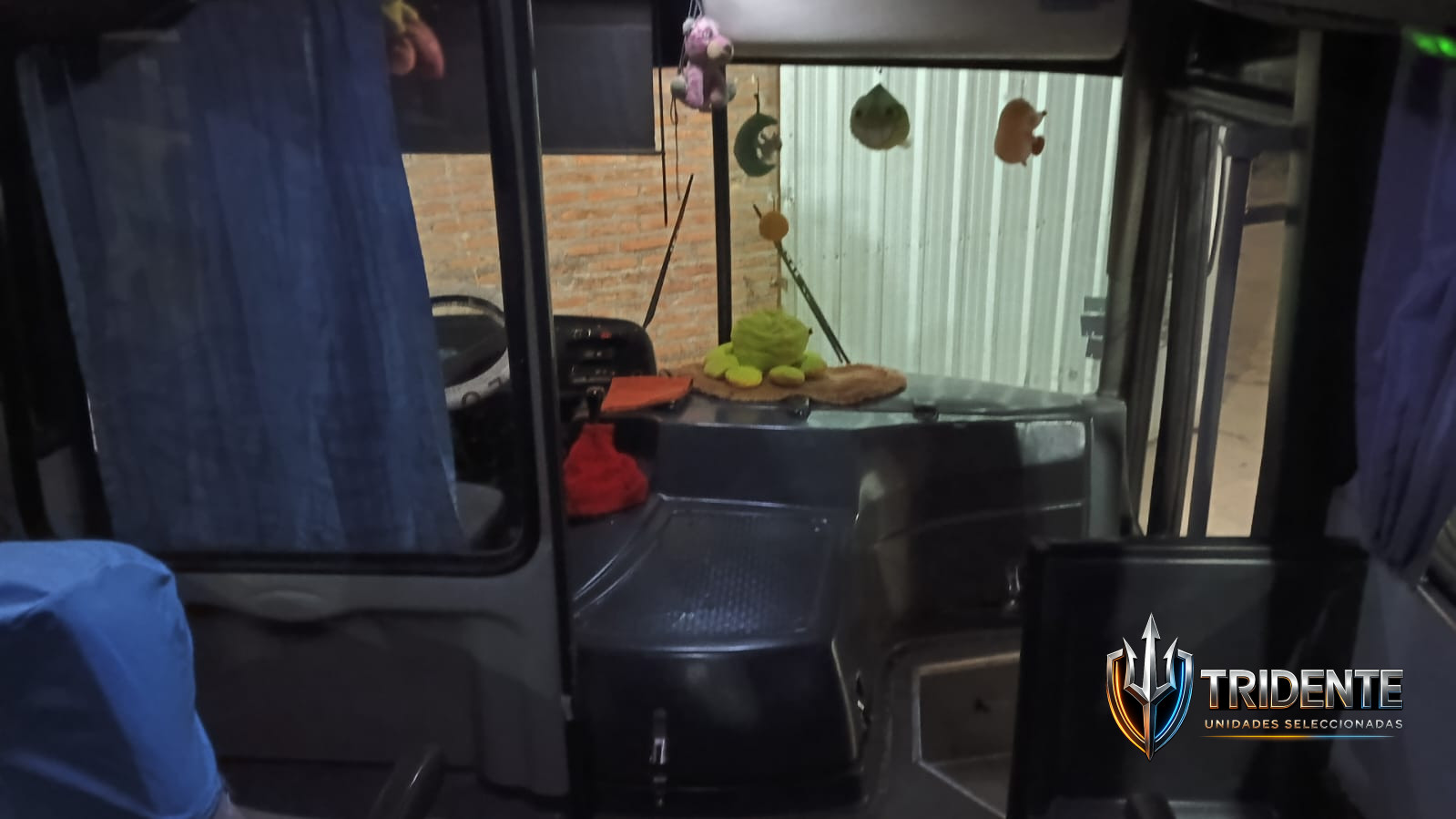 Mercedes-Benz OF1722 2008 — Colectivo usado, foto 6